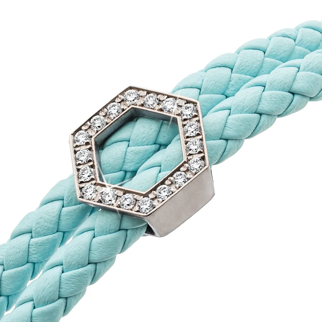 b.yours IN SPARKLE BALANCE 3D – Nahaufnahme Hexagon Diamant 750 Weißgold, Lederarmband Türkis, Unisex