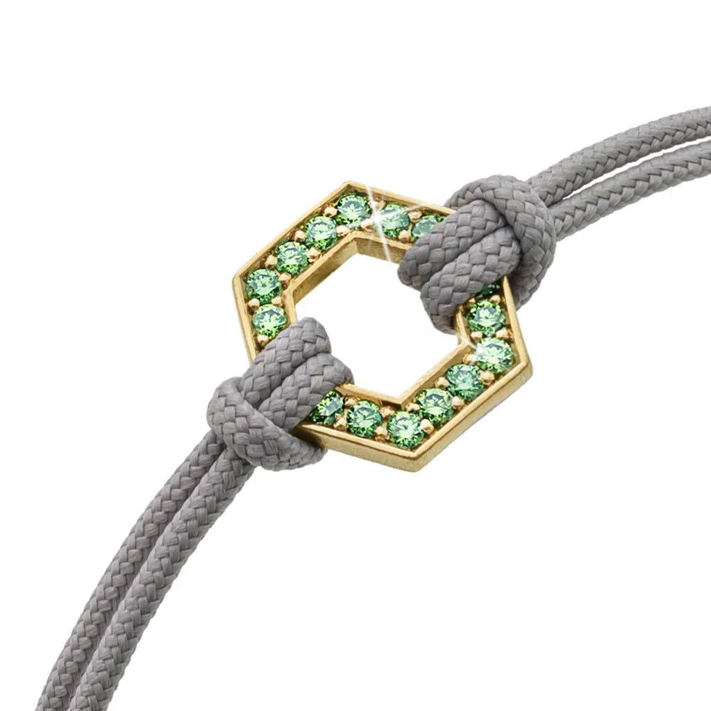 b.yours IN SPARKLE BALANCE – Nahaufnahme Hexagon Diamant 750 Weißgold, Armband Schwarz, Unisex