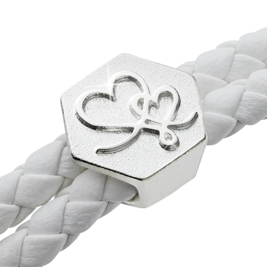 b.yours IN YOU – Nahaufnahme Herz 925 Silber, Lederarmband Weiß, Unisex